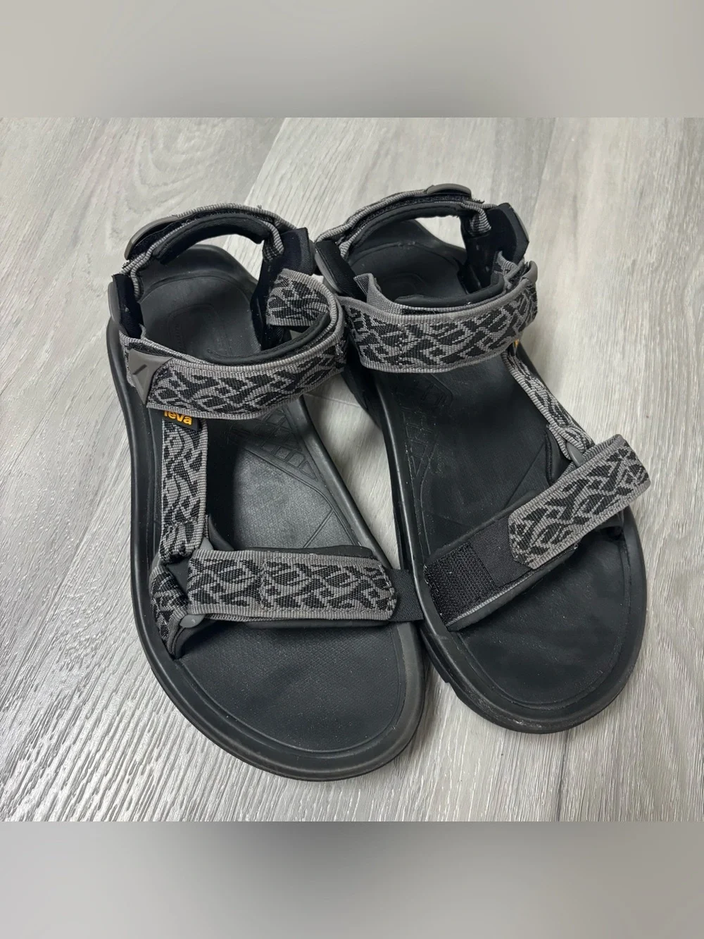 Teva Terra Fi 5 Universal Men’s Sandals Black and Gray Geometric Size 8